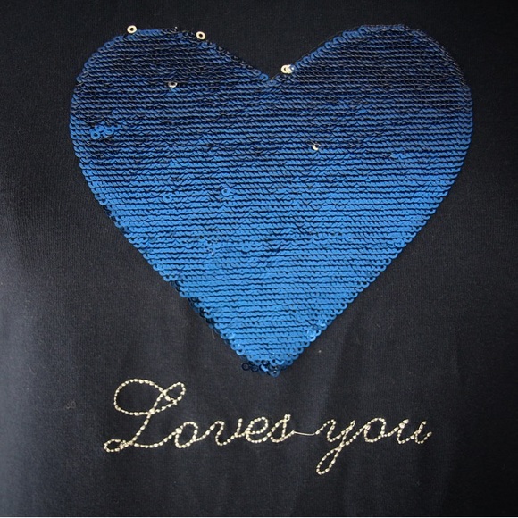 Beautiful navy blue top with subtle sequins - Picture 2 of 3